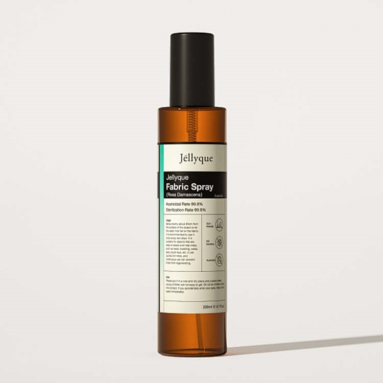 Fabric spray